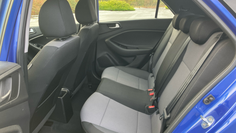 Hyundai i20 1.2 MPi SE 5dr Petrol Hatchback